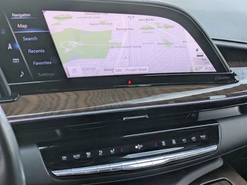 Used 2023 Cadillac Escalade Premium Luxury Platinum w/ LPO, Floor Liner Package AWD/4WD image 11