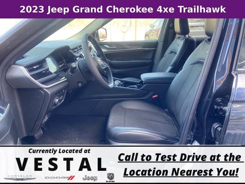 New 2023 Jeep Grand Cherokee Trailhawk w/ Advanced Protech Group II image 17