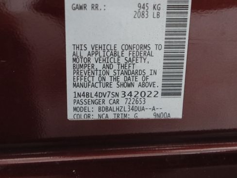 Used 2025 Nissan Altima 2.5 SV FWD image 40