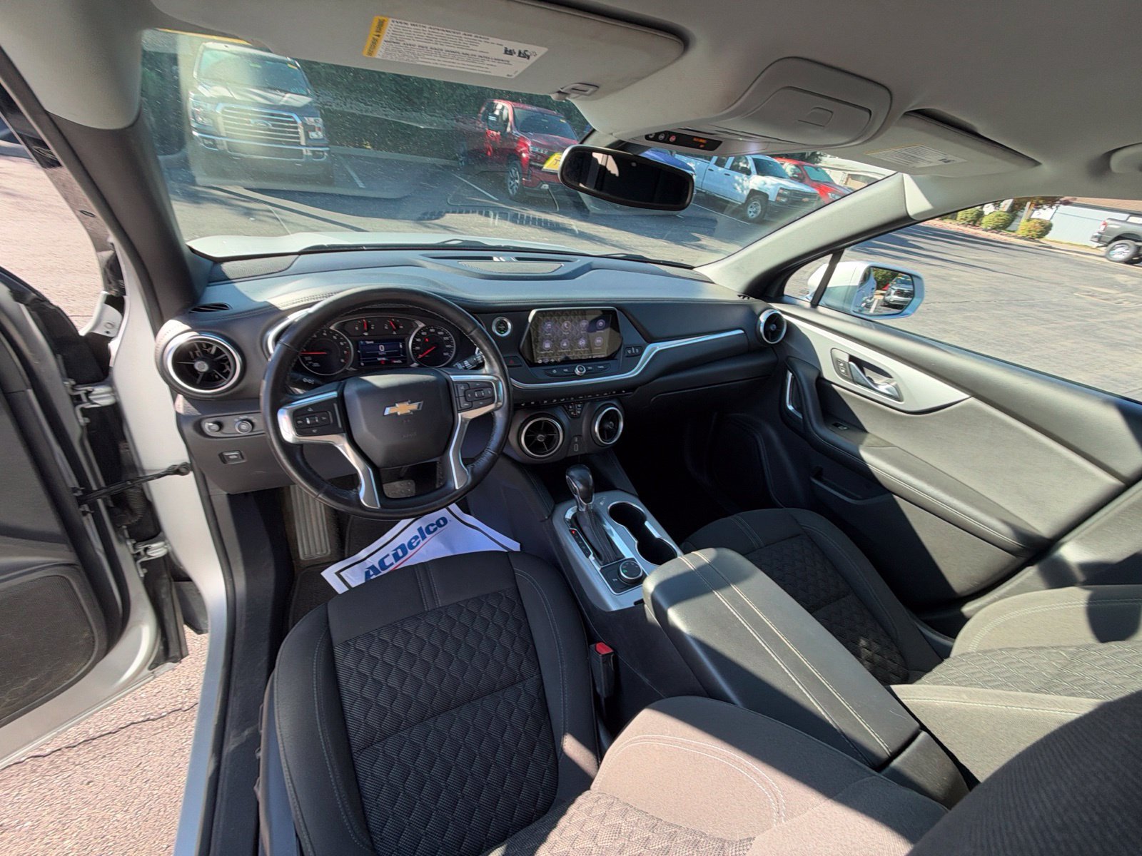 Used 2019 Chevrolet Blazer LT AWD/4WD image 24