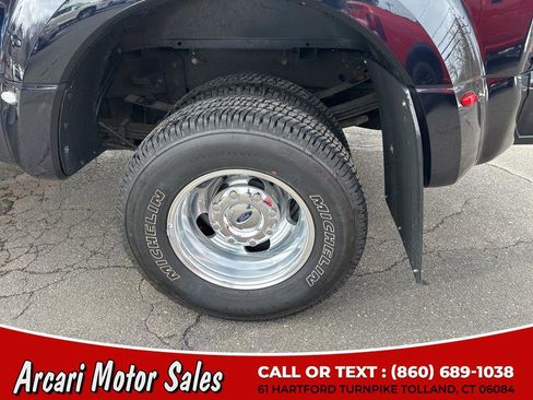 Used 2022 Ford F350 Platinum image 13
