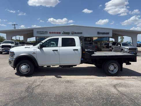 New 2026 RAM 4500 Tradesman w/ Chrome Appearance Group AWD/4WD image 8