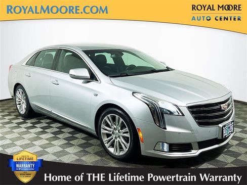 Used 2018 Cadillac XTS Luxury image 1