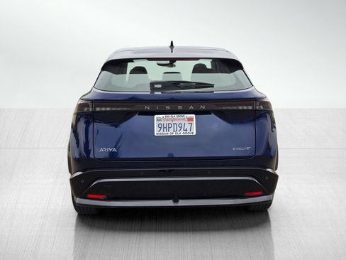 Used 2023 Nissan Ariya FWD image 5