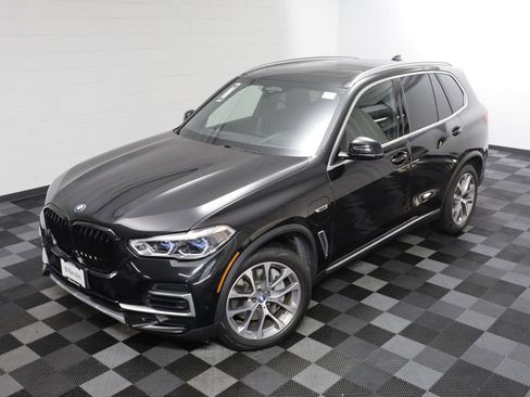 Certified 2023 BMW X5 xDrive45e w/ Executive Package AWD/4WD image 2