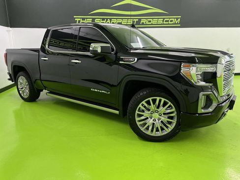 Used 2019 GMC Sierra 1500 Denali w/ Denali Ultimate Package AWD/4WD image 1