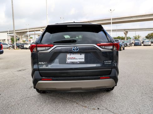 Used 2024 Toyota RAV4 Limited AWD/4WD image 8
