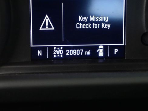 Used 2024 Chevrolet Silverado 1500 Custom Trail Boss w/ Dark Appearance Package image 10