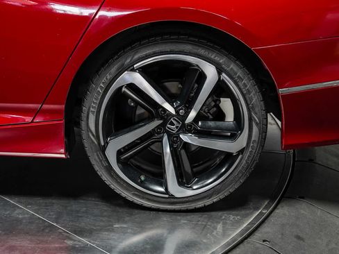 Used 2021 Honda Accord Sport image 10