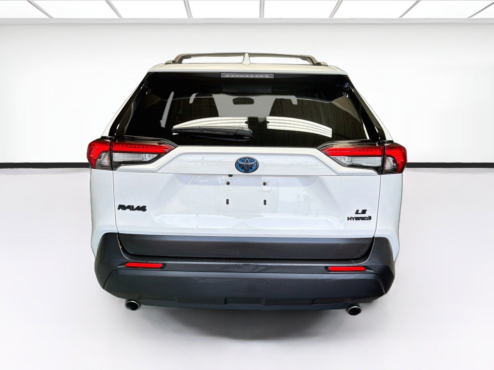 Used 2022 Toyota RAV4 LE AWD/4WD image 5