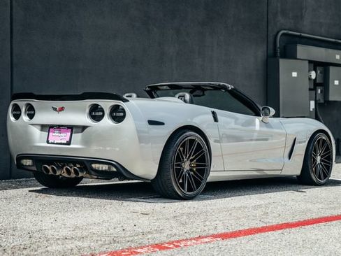 Used 2008 Chevrolet Corvette Convertible w/ Preferred Equipment Group RWD image 6