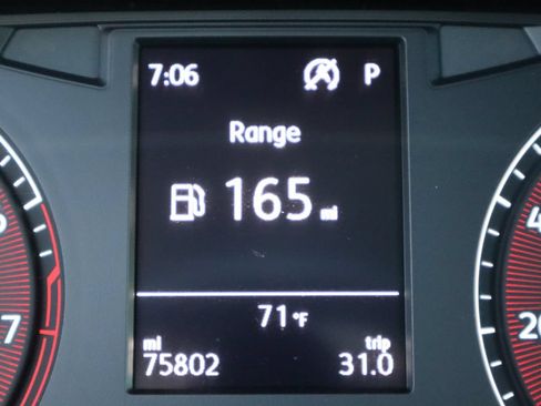 Used 2021 Volkswagen Jetta SE FWD image 45
