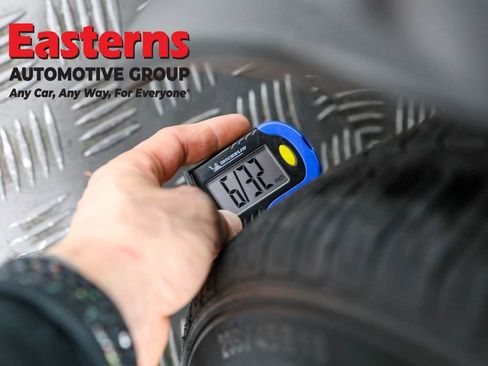 Used 2023 Toyota Camry SE image 28