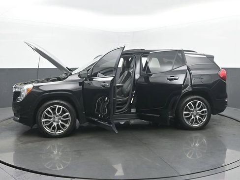 Used 2022 GMC Terrain Denali w/ Denali Premium Package AWD/4WD image 54