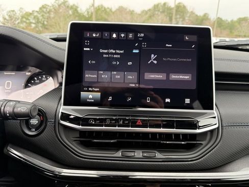 New 2026 Jeep Compass Latitude image 21