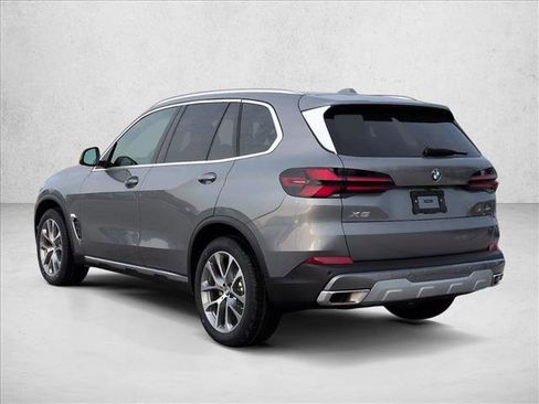 New 2026 BMW X5 xDrive40i w/ Premium Package image 9