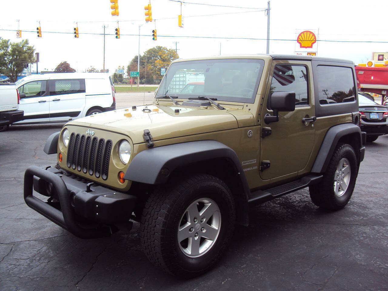 Used 2013 Jeep Wrangler Sport AWD/4WD image 3