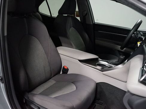 Certified 2022 Toyota Camry LE FWD image 25