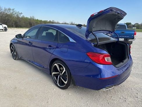 Used 2022 Honda Accord Sport image 3