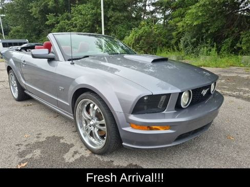 Used 2007 Ford Mustang GT RWD image 7