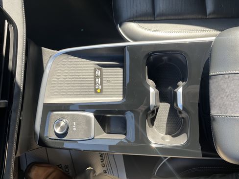 Used 2025 Buick Enclave Sport Touring w/ LPO, Floor Liner Package image 35