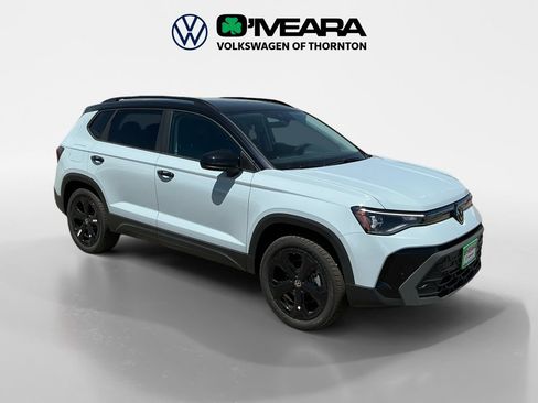 New 2026 Volkswagen Taos SE AWD/4WD image 7