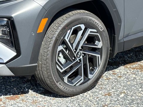 New 2026 Hyundai Tucson Limited image 18