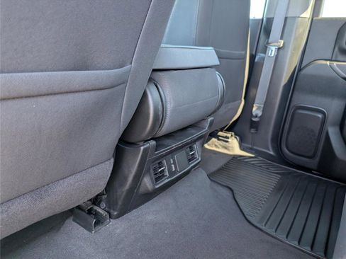 Used 2025 Chevrolet Silverado 2500 Custom w/ Custom Value Package image 31