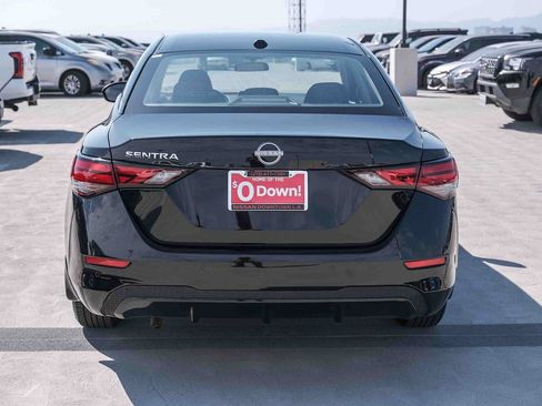 Used 2025 Nissan Sentra SV FWD image 5
