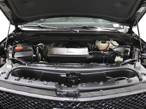 Certified 2024 Cadillac Escalade ESV Sport w/ LPO, ONYX Package image 44