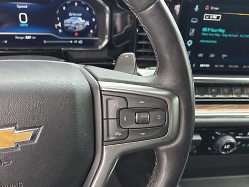 Used 2023 Chevrolet Silverado 1500 LT AWD/4WD image 23