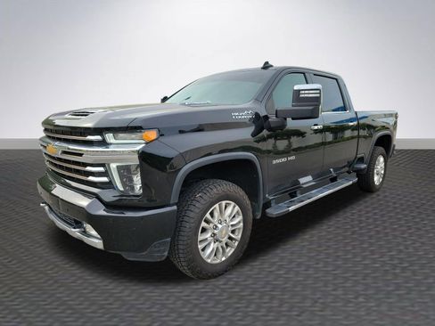 Used 2022 Chevrolet Silverado 3500 High Country w/ Safety Package II AWD/4WD image 3