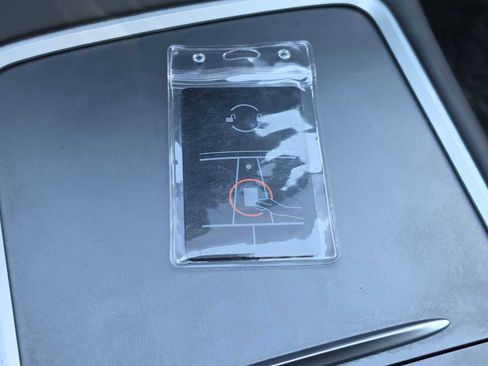 Used 2023 Tesla Model 3 Standard Range image 24