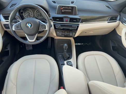 Used 2017 BMW X1 sDrive28i FWD image 17