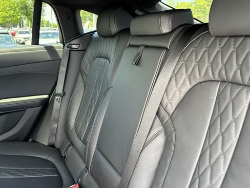 New 2027 BMW X6 M60i AWD/4WD image 34
