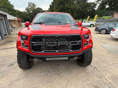 Used 2018 Ford F150 Raptor w/ Equipment Group 802A Luxury AWD/4WD image 9