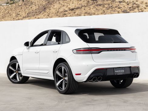New 2026 Porsche Macan AWD/4WD image 3