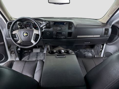 Used 2014 Chevrolet Silverado 2500 LT w/ Interior Plus Package AWD/4WD image 20