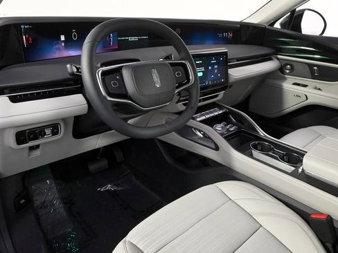 New 2026 Lincoln Nautilus Reserve image 12