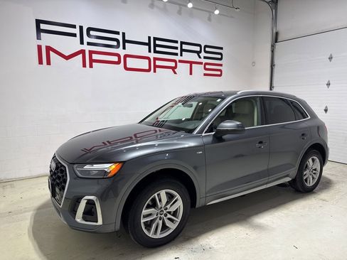 Used 2022 Audi Q5 2.0T Premium w/ Convenience Package image 8