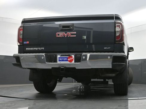 Used 2018 GMC Sierra 1500 SLT AWD/4WD image 29