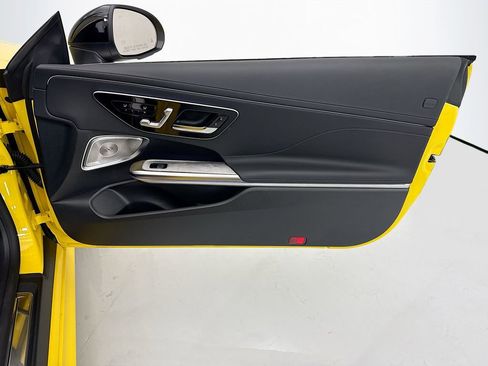 Certified 2026 Mercedes-Benz CLE 300 4MATIC Cabriolet image 23