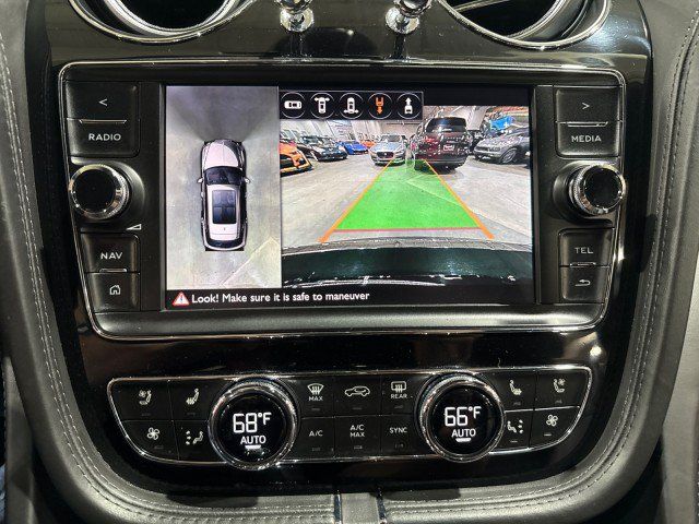 Used 2017 Bentley Bentayga AWD/4WD image 72