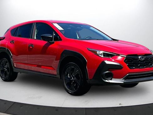 Used 2024 Subaru Crosstrek 2.0i AWD/4WD image 2