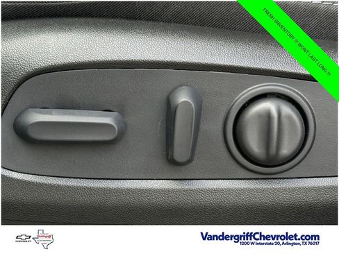 New 2027 Chevrolet Bolt LT w/ Comfort Package FWD image 21