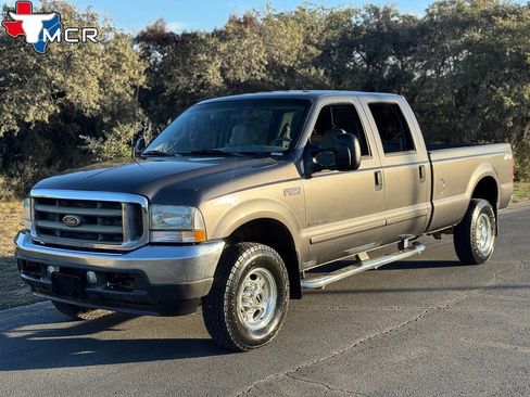 Used 2002 Ford F350 Lariat image 3