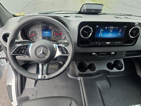 New 2026 Mercedes-Benz Sprinter 144 Cargo image 30