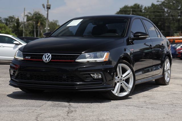 Used 2017 Volkswagen Jetta GLI FWD image 1