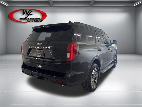 New 2027 Ford Expedition Active RWD image 6