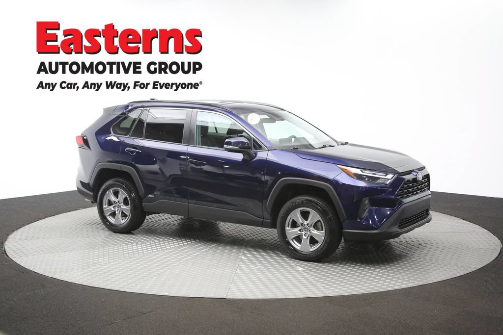 Used 2024 Toyota RAV4 XLE AWD/4WD image 47